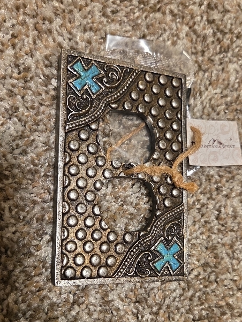Pack Of 5 MONTANA WEST Double Outlet Cover with Turquoise Cross Accents - Picture 3 of 4